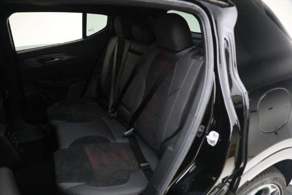 New 2024 Alfa Romeo Tonale Veloce for sale $54,790 at Maserati of Greenwich in Greenwich CT 06830 28