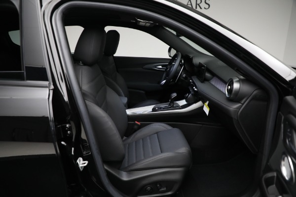 Used 2024 Alfa Romeo Tonale Veloce for sale Call for price at Maserati of Greenwich in Greenwich CT 06830 18