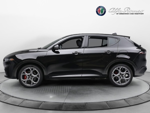 Used 2024 Alfa Romeo Tonale Veloce for sale Call for price at Maserati of Greenwich in Greenwich CT 06830 3