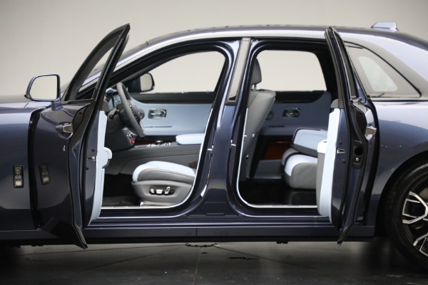 New 2024 Rolls-Royce Black Badge Ghost for sale $458,375 at Maserati of Greenwich in Greenwich CT 06830 9