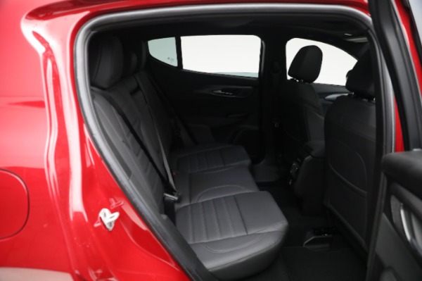 New 2024 Alfa Romeo Tonale Veloce for sale Sold at Maserati of Greenwich in Greenwich CT 06830 25