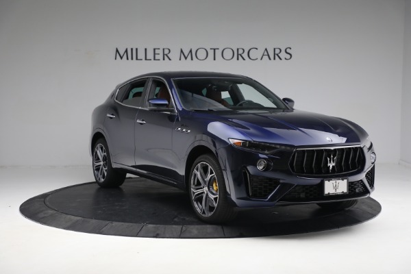 Used 2022 Maserati Levante Modena for sale $69,900 at Maserati of Greenwich in Greenwich CT 06830 11