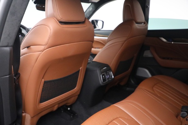 Used 2022 Maserati Levante Modena for sale $69,900 at Maserati of Greenwich in Greenwich CT 06830 18