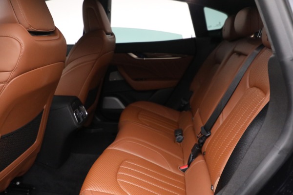 Used 2022 Maserati Levante Modena for sale $69,900 at Maserati of Greenwich in Greenwich CT 06830 19