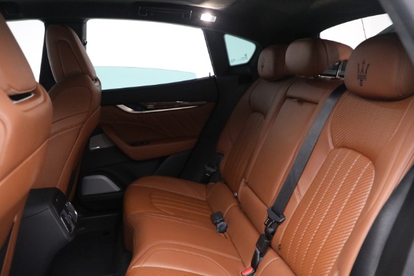 Used 2022 Maserati Levante Modena for sale $69,900 at Maserati of Greenwich in Greenwich CT 06830 21