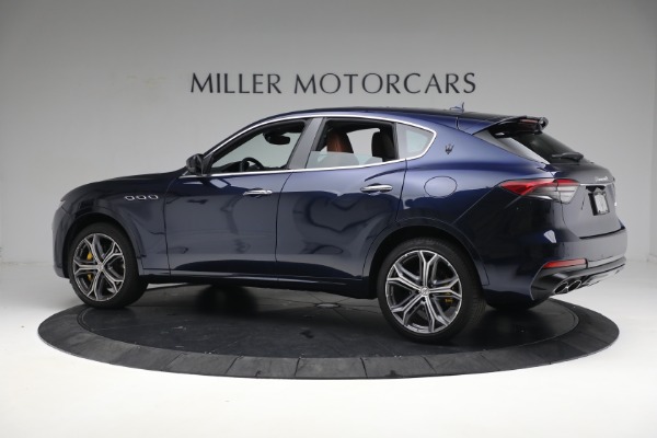 Used 2022 Maserati Levante Modena for sale $69,900 at Maserati of Greenwich in Greenwich CT 06830 4