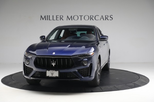 Used 2022 Maserati Levante Modena for sale $69,900 at Maserati of Greenwich in Greenwich CT 06830 1