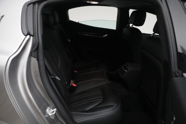 Used 2022 Maserati Ghibli Modena Q4 for sale $59,900 at Maserati of Greenwich in Greenwich CT 06830 25