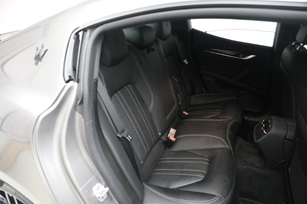 Used 2022 Maserati Ghibli Modena Q4 for sale $59,900 at Maserati of Greenwich in Greenwich CT 06830 27