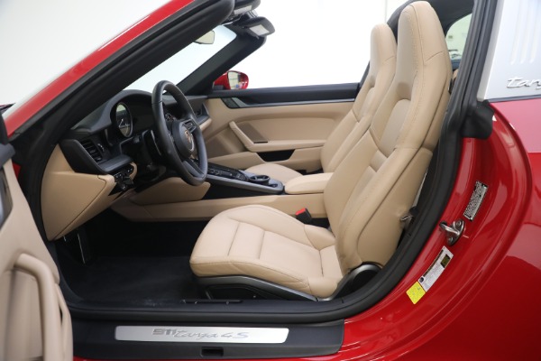 Used 2021 Porsche 911 Targa 4S for sale Sold at Maserati of Greenwich in Greenwich CT 06830 14