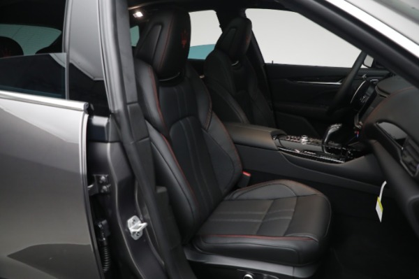 New 2024 Maserati Levante GT for sale $103,495 at Maserati of Greenwich in Greenwich CT 06830 24