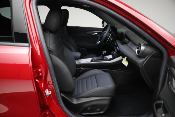 New 2024 Alfa Romeo Tonale Veloce for sale $52,790 at Maserati of Greenwich in Greenwich CT 06830 23