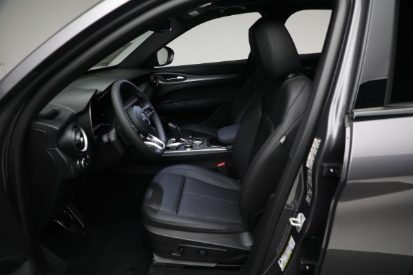 New 2024 Alfa Romeo Stelvio Ti for sale $53,330 at Maserati of Greenwich in Greenwich CT 06830 22