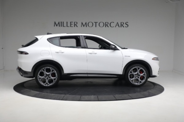 New 2024 Alfa Romeo Tonale Veloce for sale $55,290 at Maserati of Greenwich in Greenwich CT 06830 12