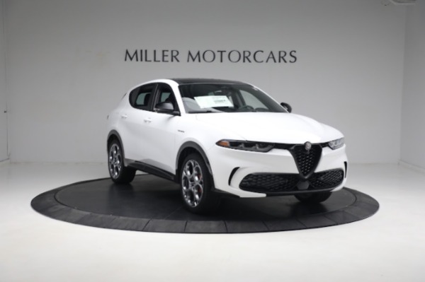 New 2024 Alfa Romeo Tonale Veloce for sale $55,290 at Maserati of Greenwich in Greenwich CT 06830 16