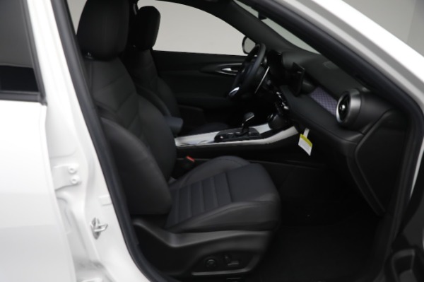 New 2024 Alfa Romeo Tonale Veloce for sale $55,290 at Maserati of Greenwich in Greenwich CT 06830 21