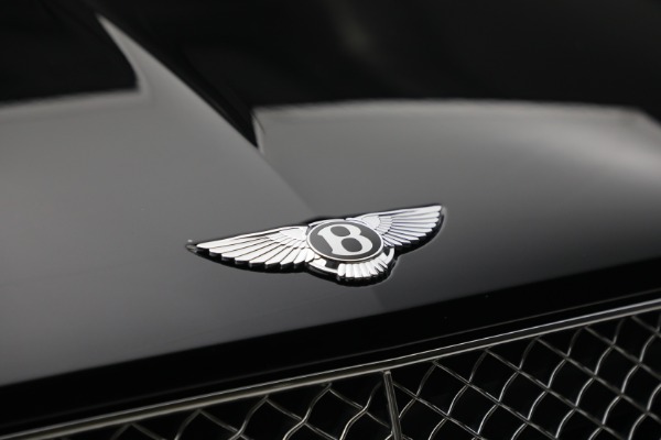 Used 2021 Bentley Bentayga V8 for sale $149,900 at Maserati of Greenwich in Greenwich CT 06830 14