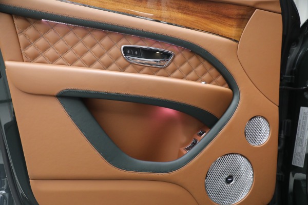 Used 2022 Bentley Bentayga Speed for sale Sold at Maserati of Greenwich in Greenwich CT 06830 26
