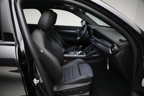 New 2024 Alfa Romeo Stelvio Veloce for sale $57,305 at Maserati of Greenwich in Greenwich CT 06830 21