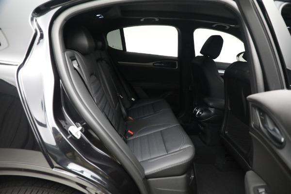 New 2024 Alfa Romeo Stelvio Veloce for sale $57,305 at Maserati of Greenwich in Greenwich CT 06830 25