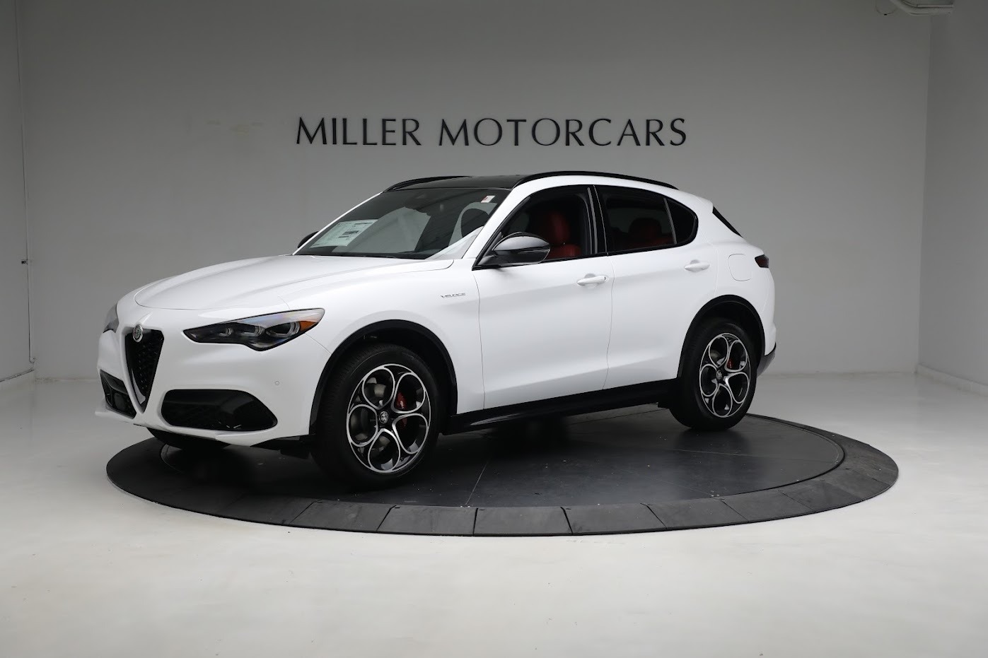 New 2024 Alfa Romeo Stelvio Veloce for sale $56,695 at Maserati of Greenwich in Greenwich CT 06830 1