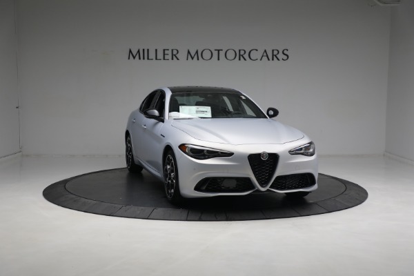New 2024 Alfa Romeo Giulia Competizione for sale $58,160 at Maserati of Greenwich in Greenwich CT 06830 19