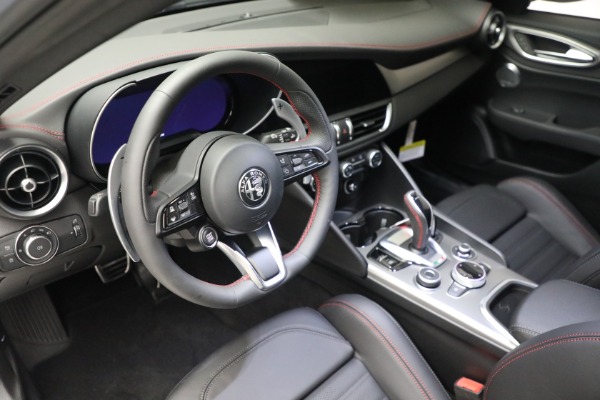 New 2024 Alfa Romeo Giulia Competizione for sale $58,160 at Maserati of Greenwich in Greenwich CT 06830 21