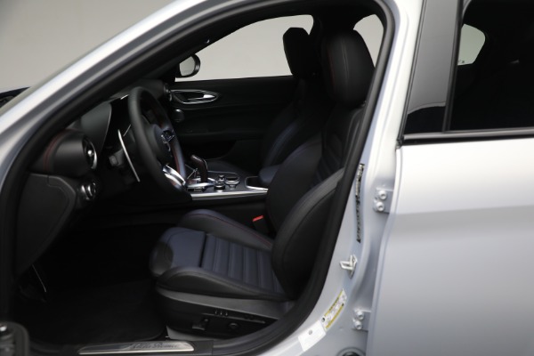 New 2024 Alfa Romeo Giulia Competizione for sale $58,160 at Maserati of Greenwich in Greenwich CT 06830 22