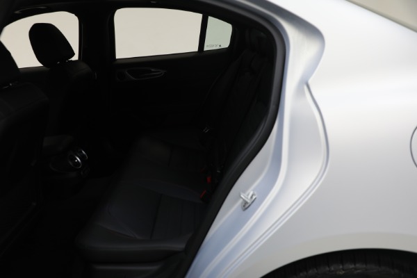 New 2024 Alfa Romeo Giulia Competizione for sale $58,160 at Maserati of Greenwich in Greenwich CT 06830 26