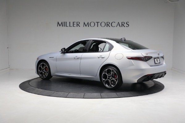 New 2024 Alfa Romeo Giulia Competizione for sale $58,160 at Maserati of Greenwich in Greenwich CT 06830 7