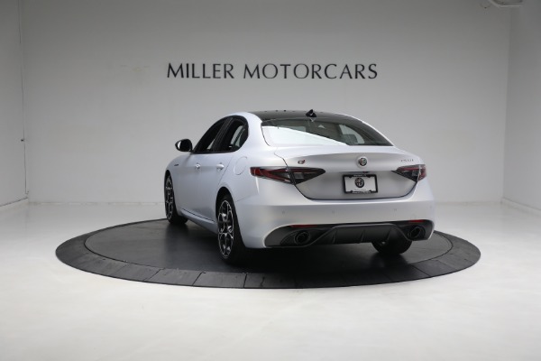 New 2024 Alfa Romeo Giulia Competizione for sale $58,160 at Maserati of Greenwich in Greenwich CT 06830 9