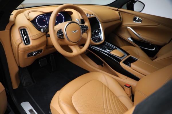 Used 2024 Aston Martin DBX for sale $189,900 at Maserati of Greenwich in Greenwich CT 06830 13