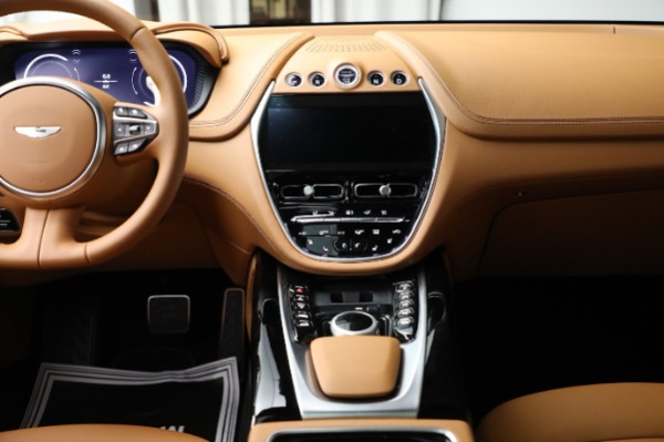 Used 2024 Aston Martin DBX for sale $189,900 at Maserati of Greenwich in Greenwich CT 06830 21