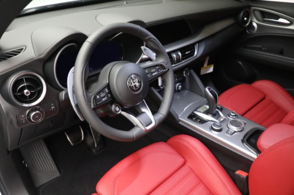 New 2024 Alfa Romeo Stelvio Veloce for sale $56,695 at Maserati of Greenwich in Greenwich CT 06830 22