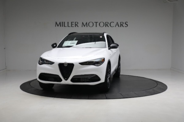 New 2024 Alfa Romeo Stelvio Veloce for sale $56,695 at Maserati of Greenwich in Greenwich CT 06830 1