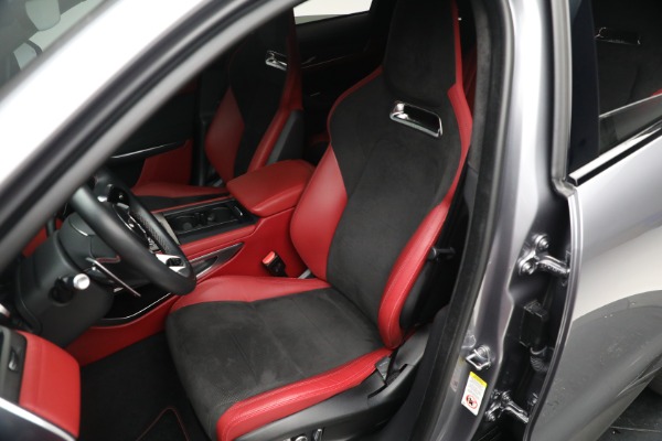 Used 2021 Jaguar F-PACE SVR for sale Sold at Maserati of Greenwich in Greenwich CT 06830 15