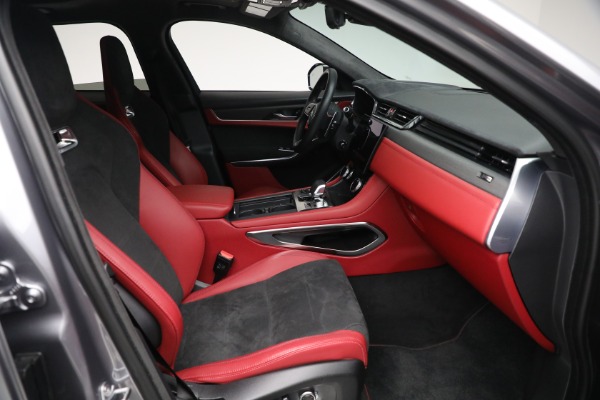 Used 2021 Jaguar F-PACE SVR for sale Sold at Maserati of Greenwich in Greenwich CT 06830 17