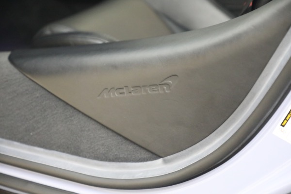 New 2023 McLaren GT Luxe for sale $237,798 at Maserati of Greenwich in Greenwich CT 06830 28