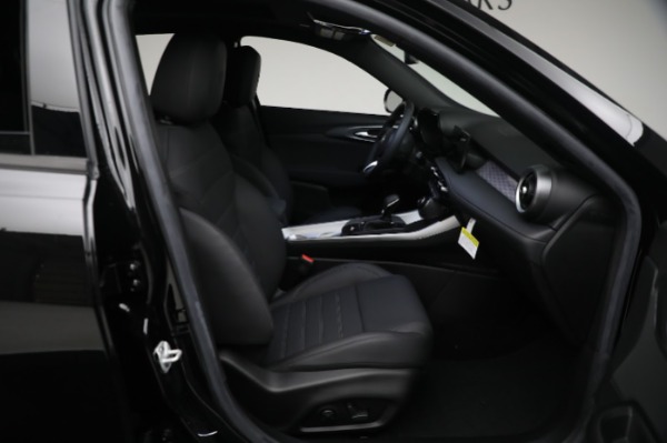 New 2024 Alfa Romeo Tonale Ti for sale Sold at Maserati of Greenwich in Greenwich CT 06830 23