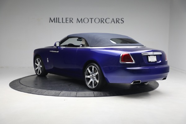 Used 2017 Rolls-Royce Dawn for sale $239,900 at Maserati of Greenwich in Greenwich CT 06830 17