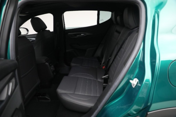 New 2024 Alfa Romeo Tonale Veloce for sale $59,340 at Maserati of Greenwich in Greenwich CT 06830 22