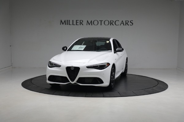 New 2024 Alfa Romeo Giulia Veloce for sale $55,285 at Maserati of Greenwich in Greenwich CT 06830 1