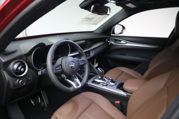New 2024 Alfa Romeo Stelvio Ti for sale $53,920 at Maserati of Greenwich in Greenwich CT 06830 24