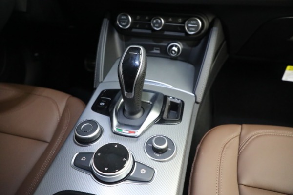 New 2024 Alfa Romeo Stelvio Ti for sale $53,920 at Maserati of Greenwich in Greenwich CT 06830 25