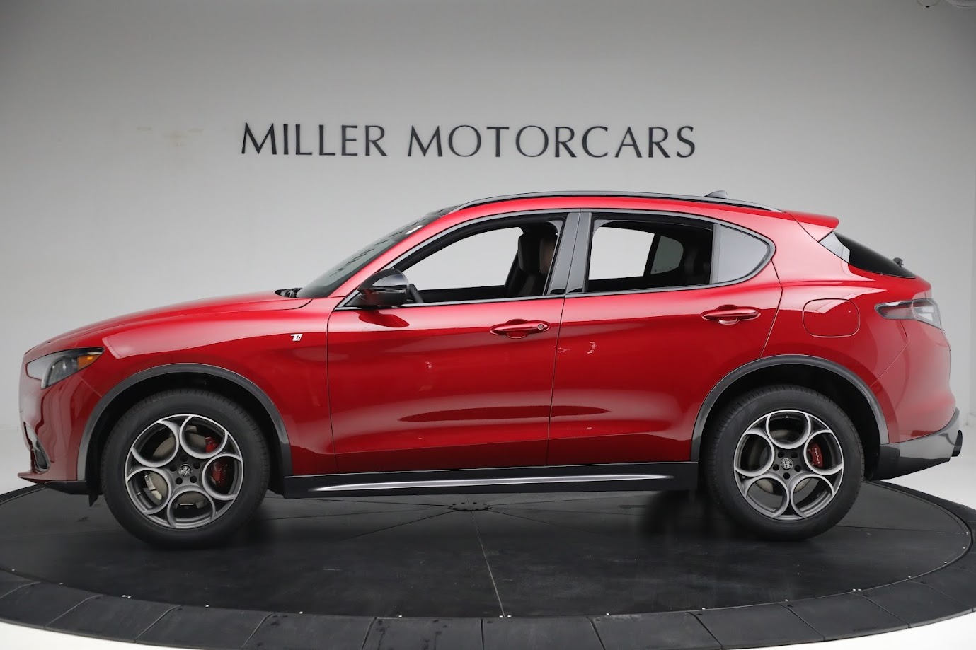 New 2024 Alfa Romeo Stelvio Ti for sale $53,920 at Maserati of Greenwich in Greenwich CT 06830 1