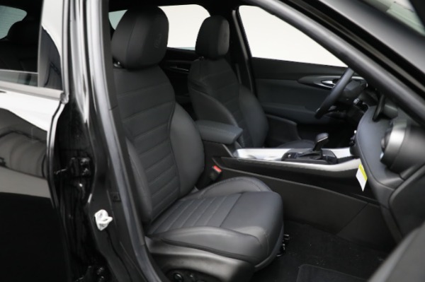Used 2024 Alfa Romeo Tonale Ti for sale $30,900 at Maserati of Greenwich in Greenwich CT 06830 27
