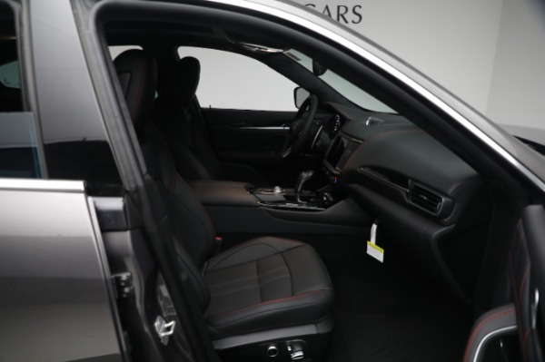 New 2023 Maserati Levante Modena for sale $101,989 at Maserati of Greenwich in Greenwich CT 06830 21