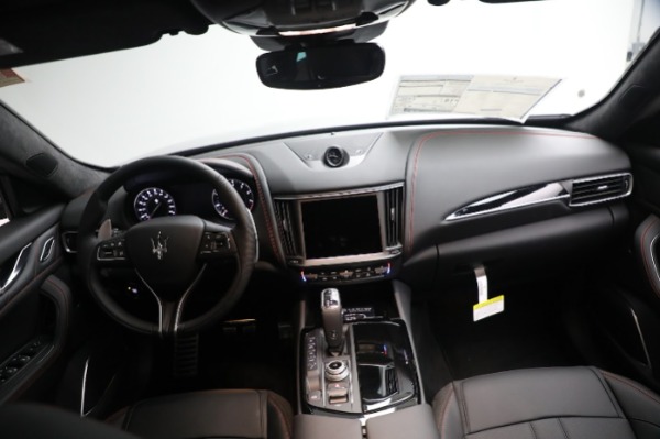 New 2023 Maserati Levante Modena for sale $101,989 at Maserati of Greenwich in Greenwich CT 06830 27