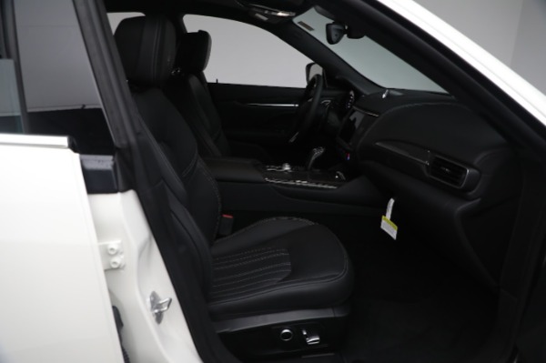 New 2023 Maserati Levante Modena for sale $98,059 at Maserati of Greenwich in Greenwich CT 06830 26
