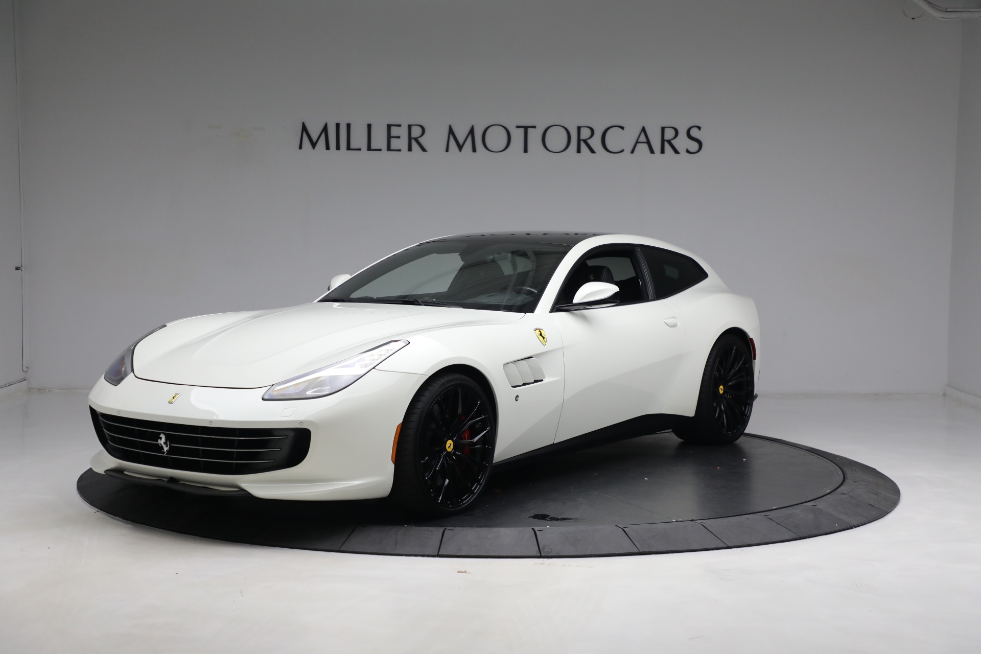 Used 2018 Ferrari GTC4Lusso for sale $225,900 at Maserati of Greenwich in Greenwich CT 06830 1